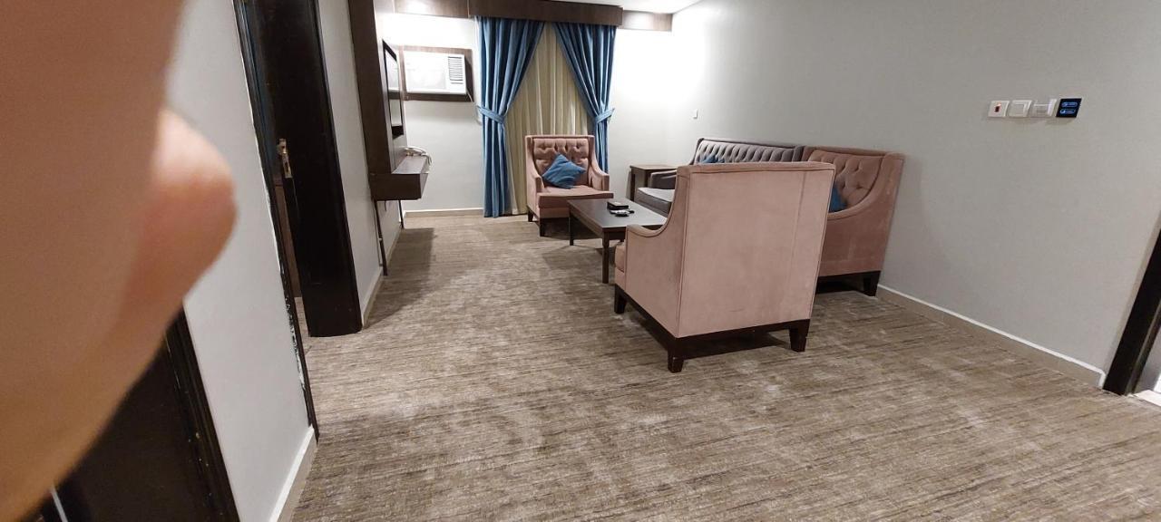 همم للوحدات السكنية - الرحيلي Jeddah Al Kura Luaran gambar
